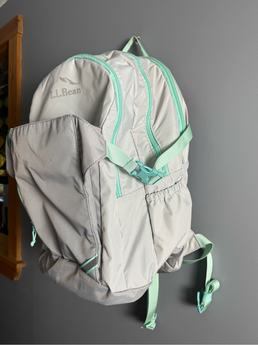 L.L.Bean Comfort Carry Portable Locker Pack in Mineral Gray and Fresh Mint